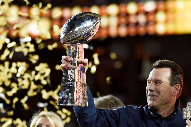 Denver Broncosi pobjednici 50. Super Bowla, Manning nadigrao Newtona