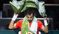 Ivan Dodig glatko poražen, Kohlschreiber opravdao status favorita