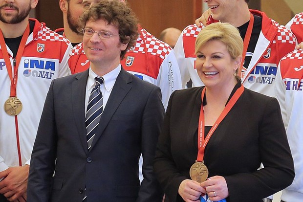 "Naš Hajduk" kazneno prijavio ministra Šustara DORH-u