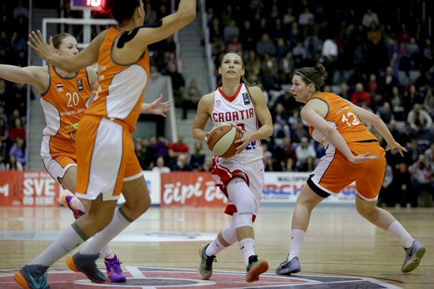 Hrvatska upisala pobjedu protiv Nizozemske s dovoljnom razlikom i ostala u igri za EP