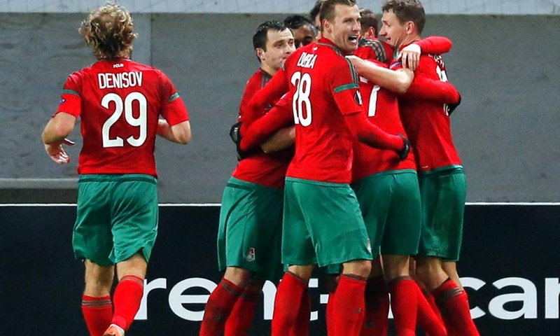 VIDEO: Masovna tučnjava, četiri crvena kartona i pobjeda Lokomotiv Moskve za naslov u Kupu