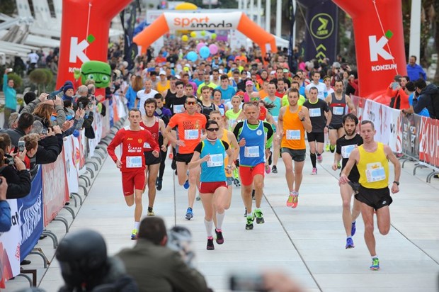 Mađari Laszlo Gregor i Zita Kacser pobjednici 16. splitskog polumaratona
