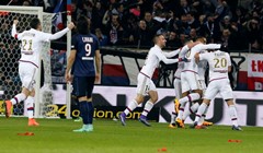 VIDEO: Lyon prekinuo niz PSG-a od 36 susreta bez poraza