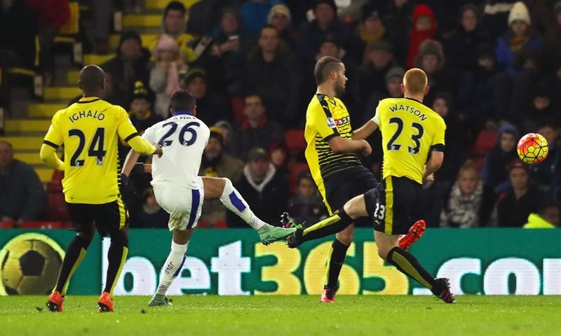 VIDEO: Mahrez zabio za pobjedu Leicestera kod Watforda i povećanje prednosti na vrhu