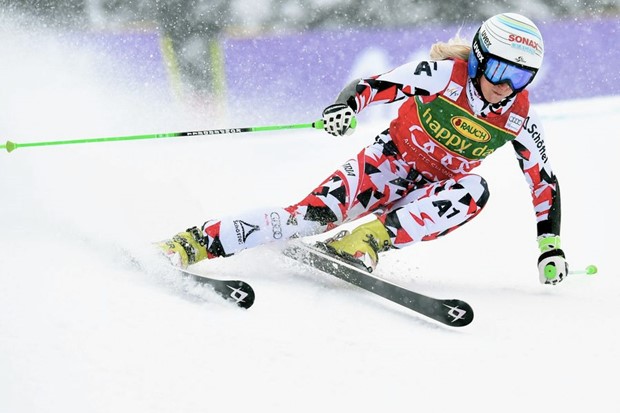 Eva-Maria Brem odnijela pobjedu u veleslalomu u Jasni