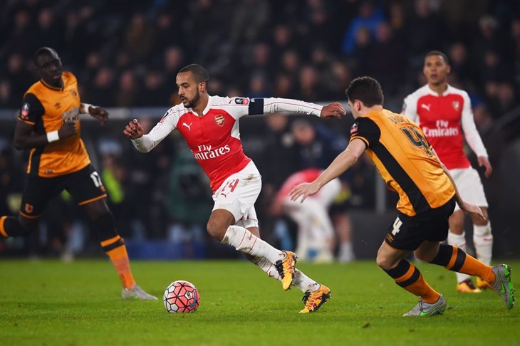 VIDEO: Theo Walcott i Edinson Cavani dvama pogocima osigurali pobjede svojim momčadima