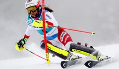 Pobjeda i mali Kristalni globus za Švicarku Holdener