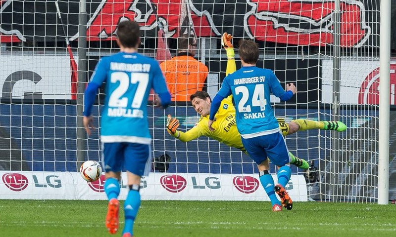 VIDEO: Autogol Ekdala donio pobjedu Bayeru, Jedvaj isključen u sudačkoj nadoknadi