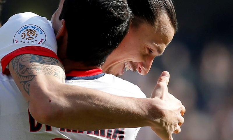 Ibrahimović: "Ostajem ako Eiffelov toranj zamijenite mojim spomenikom"