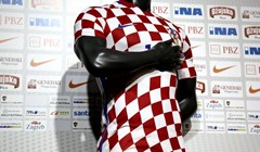 Službeno predstavljen novi dres hrvatske reprezentacije, premijera u Osijeku