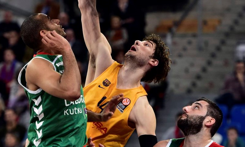 Baskonia i matematički osigurala doigravanje, dobar nastup Darka Planinića