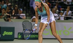 Azarenka i Kuznjecova za naslov, Nishikori spasio pet meč-lopti