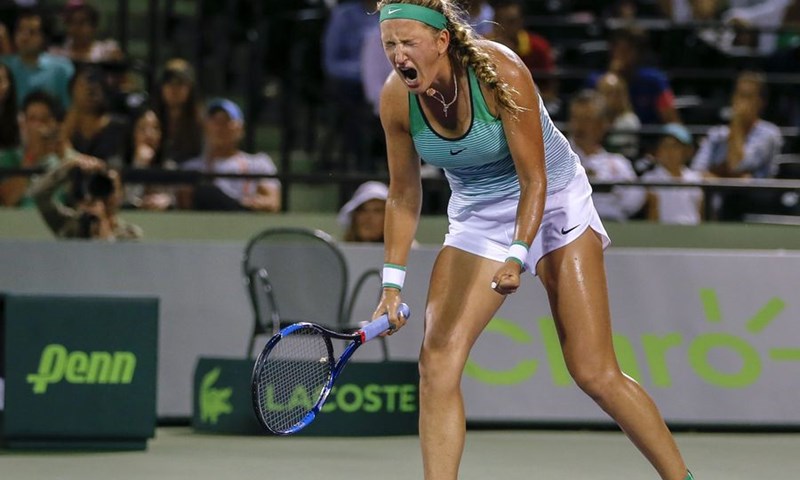 Azarenka i Kuznjecova za naslov, Nishikori spasio pet meč-lopti