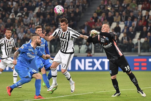 VIDEO: Mandžukić zabio za pobjedu Juventusa, Sassoulo slavio kod Carpija