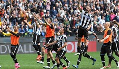 VIDEO: Udinese nadigrao Napoli i pomogao Juventusu