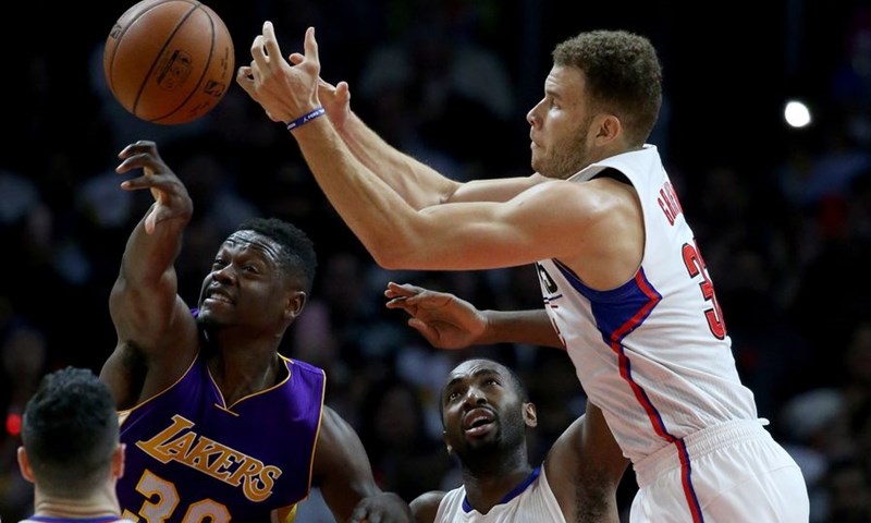 Blake Griffin tradean u Pistonse, prema Clippersima otišla dvojica startera, pickovi i Marjanović