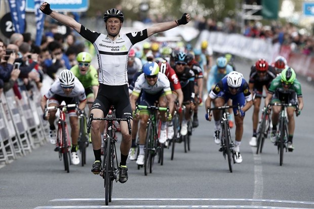 Utrka kroz Baskiju: Pobjeda Cummingsa, Kišerlovski 44.