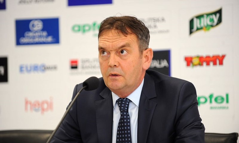 Tommy, koji ima 24,5 posto dionica kluba, prepušta upravljačka prava udruzi "Naš Hajduk"