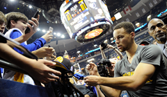 VIDEO: Warriorsi na korak do rekorda