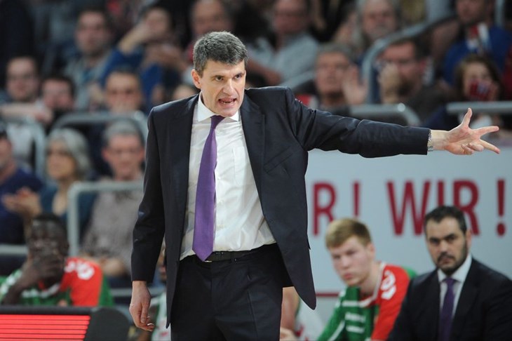 Perasovićev Efes zadržao vrh turske lige pobjedom nad Darušafakom