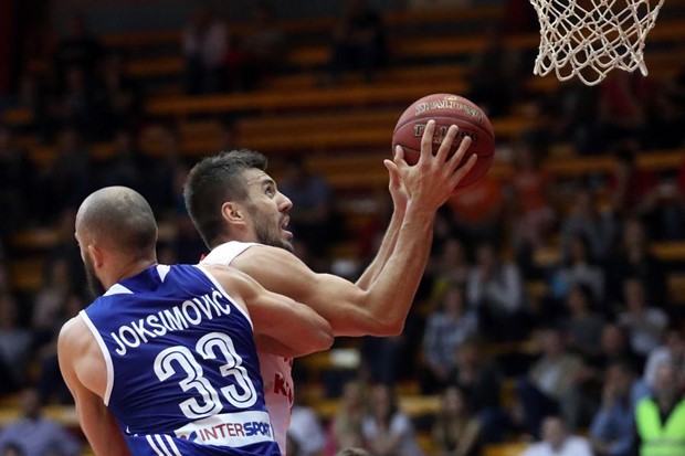 Cedevita u završnici susreta bolja od Cibone, trica Whitea odlučila pobjednika