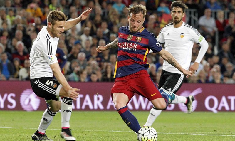 Rakitić: “Volim Sevillu, a ružni povici prema Ramosu nemaju veze sa mnom”