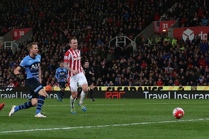 VIDEO: Kane i Alli slomili Stoke i približili Tottenham Leicesteru na pet bodova zaostatka
