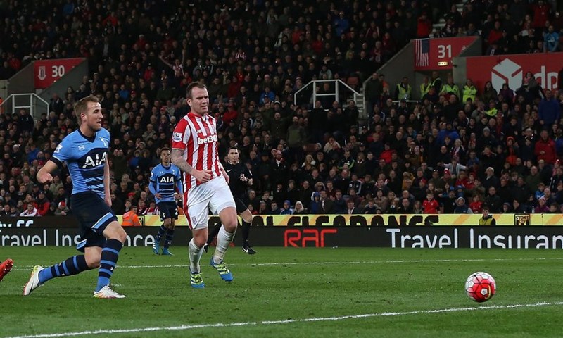 VIDEO: Katastrofalna pogreška koštala ih ostanka, Stoke prvi napušta Premier ligu