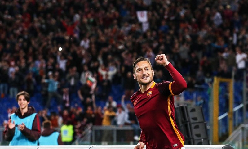 Neuništivi Totti približio Romu Ligi prvaka, a Mandžukić Juventus naslovu