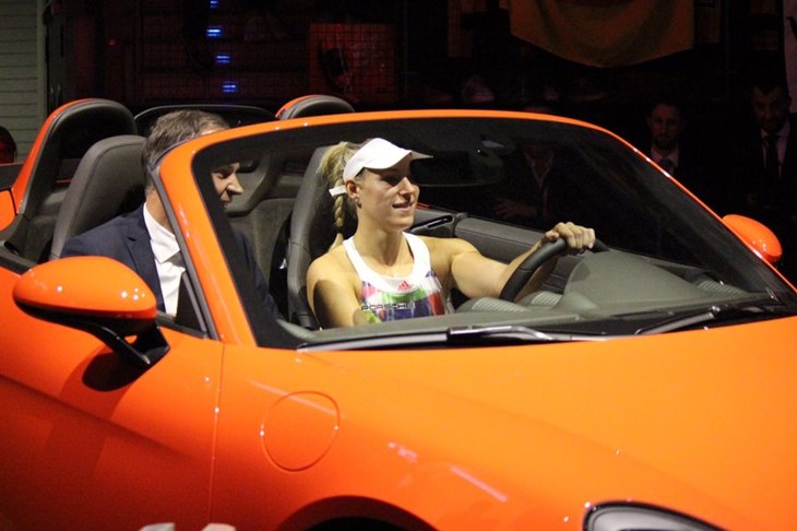 Kerber zaustavila Siegemund u finalu Stuttgarta, Buyukakcay prva Turkinja s titulom