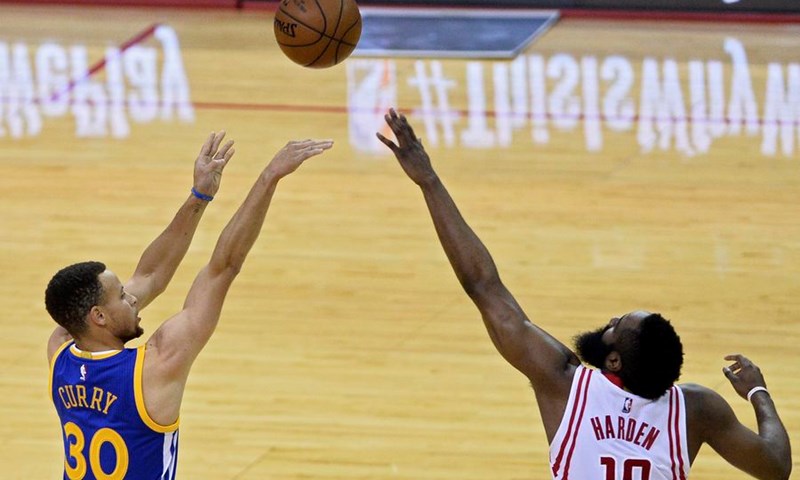 Stephen Curry propušta barem dva tjedna zbog istegnuća ligamenta