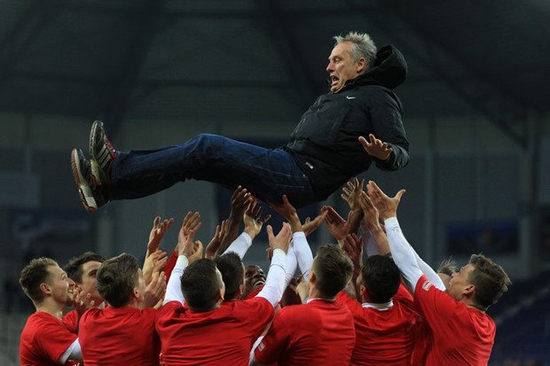 Freiburg izborio povratak u elitni rang, Crotone po prvi put u Serie A