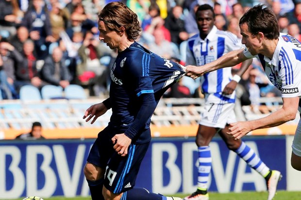 Zidane: "S Modrićem ili bez njega, nije mi lako"