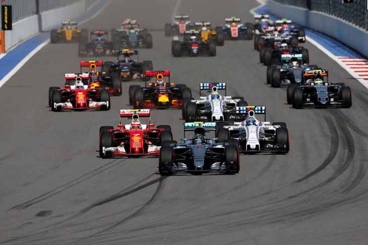 Rosberg uvjerljivo slavio i u Sočiju, Hamilton s desetog na drugo mjesto