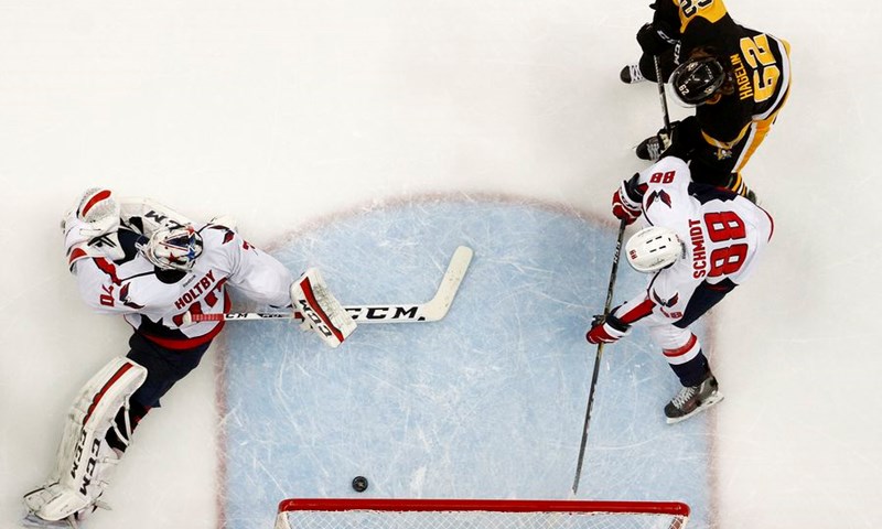 Pittsburgh Penguinsi poveli u polufinalnoj seriji protiv Capitalsa