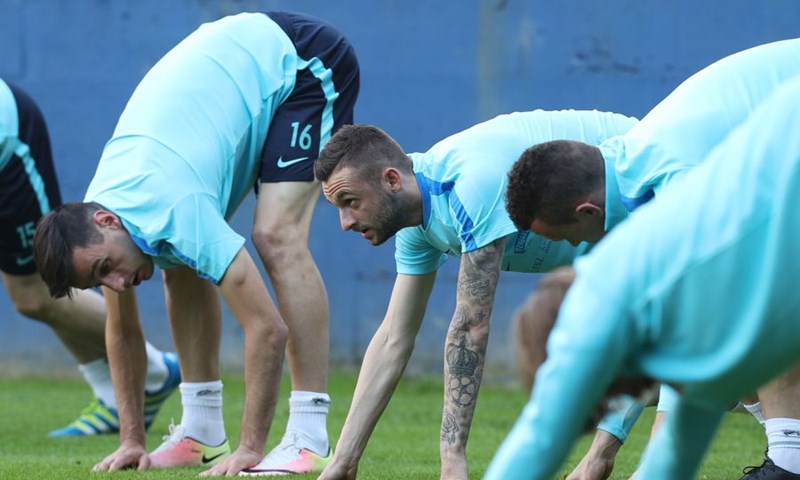 Bičanić: "Brozović bi ostao da mu ponude novi ugovor, ali mislim da ga Inter želi prodati"