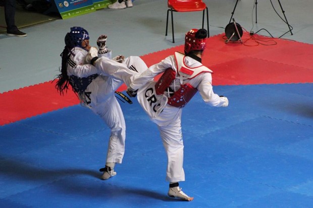 Radoš izgubila u borbi za medalju, Golec uz dvojbenu sudačku odluku