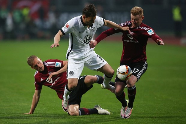 VIDEO: Haris Seferović zabio za slavlje Eintrachta na Grundigu i ostanak u ligi