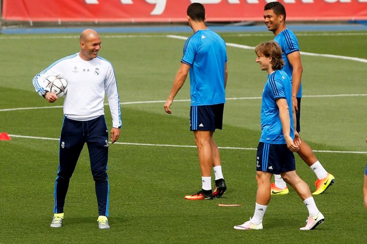 Modrić: "Iako će biti teško, vidim se kako podižem pehar pobjednika Lige prvaka"