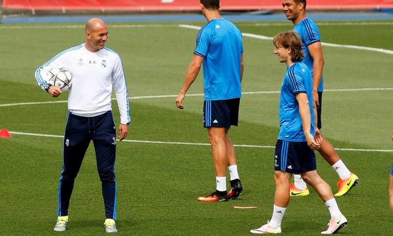Modrić: "Iako će biti teško, vidim se kako podižem pehar pobjednika Lige prvaka"