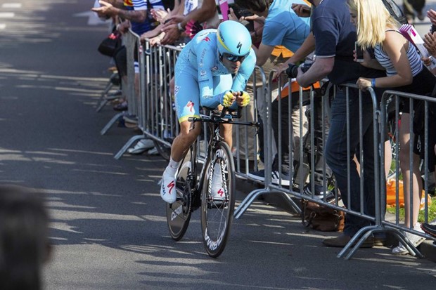 Nibaliju etapa, Chaves preuzeo vodstvo, subota dan odluke