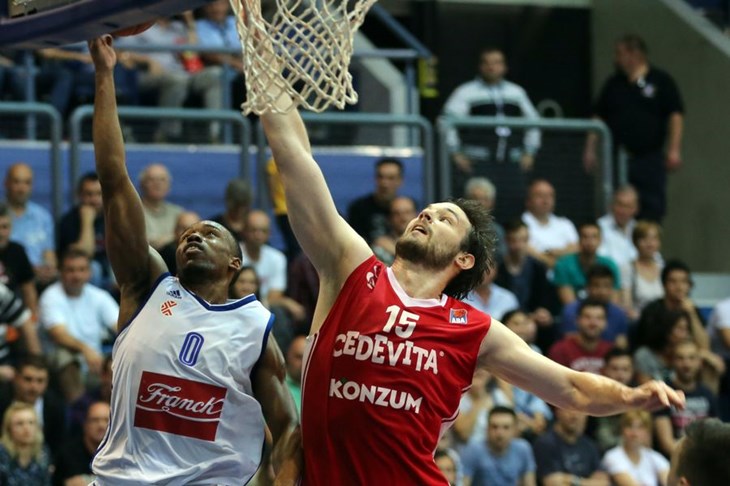 Cedevita se prošetala na gostovanju kod Cibone i stigla do lakih 2-0