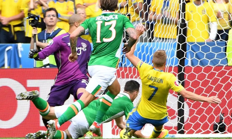 O'Neill i Hamren puni hvalospjeva za predstavu Iraca