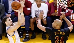 VIDEO: Cleveland Cavaliersi visoko slavili u Oaklandu i ostali u igri za naslov