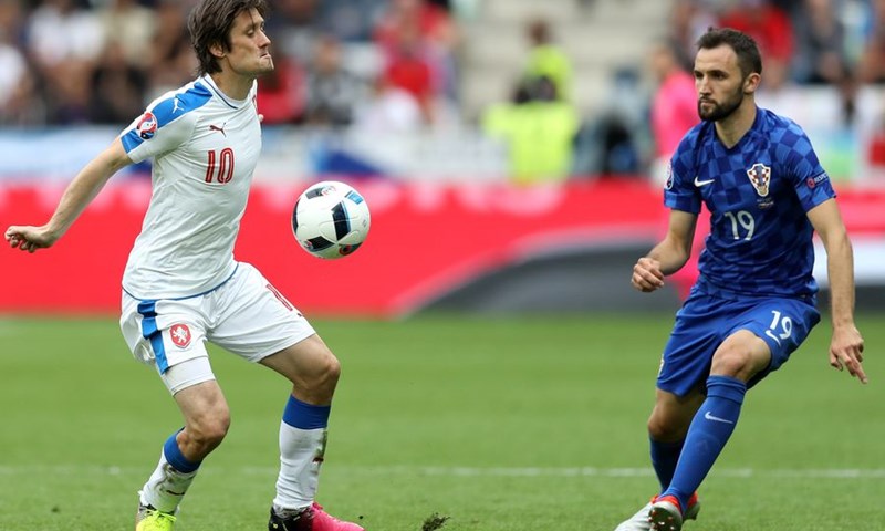 Rosicky zbog ozljede završio natjecanje