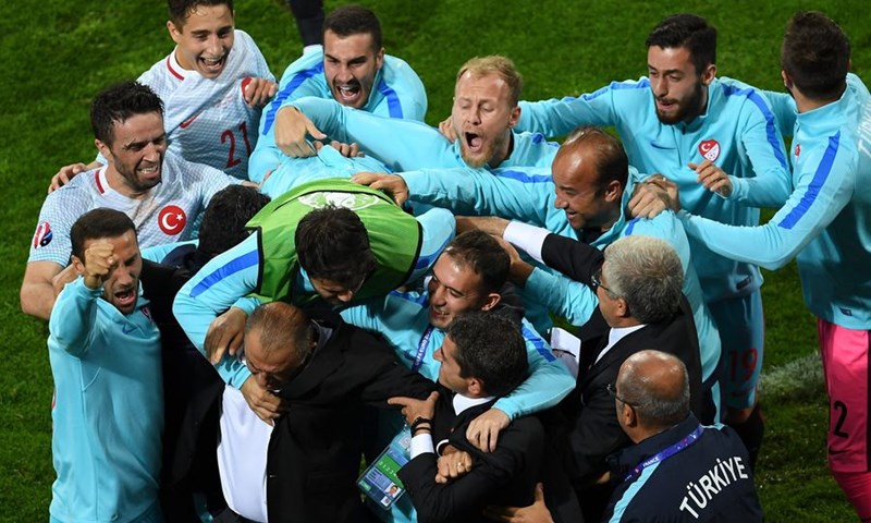 VIDEO: Turska eliminirala Češku iz igre za osminu finala