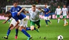 VIDEO: Robbie Brady kasnim pogotkom Irskoj donio osminu finala protiv Francuske