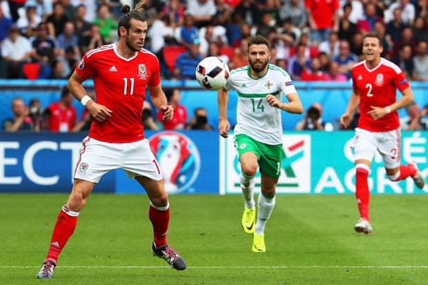 VIDEO: Autogol McAuleya dovoljan za prolazak Walesa u četvrtfinale