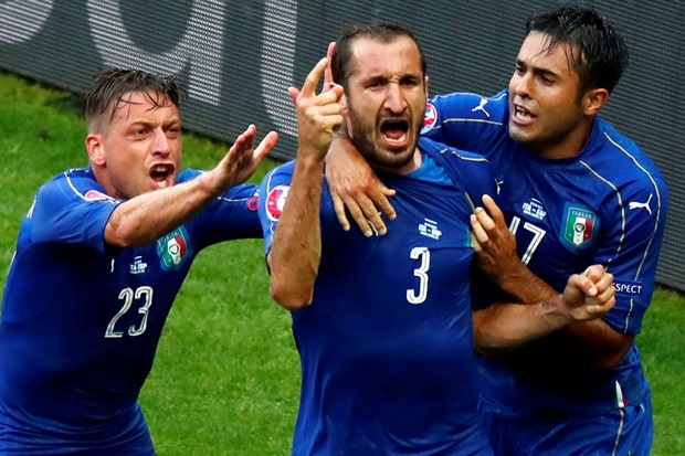VIDEO: Talijani potpuno nadigrali Španjolsku i prošli među osam najboljih