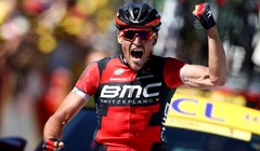 Belgijcu Van Avermaetu etapa i žuta majica